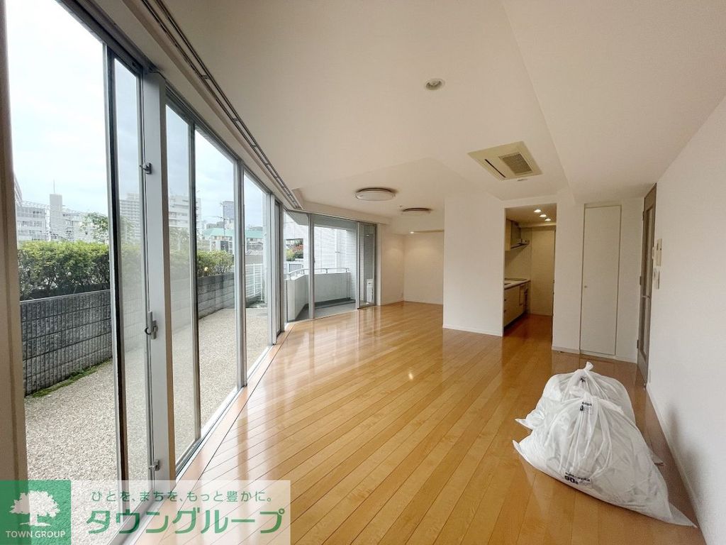 居室・リビング　リビング