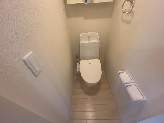 トイレ　シャワー付トイレ