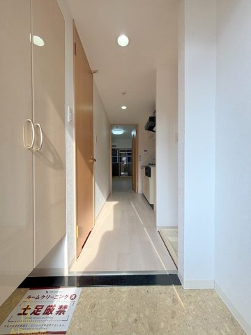 玄関　クレストコート難波サウス