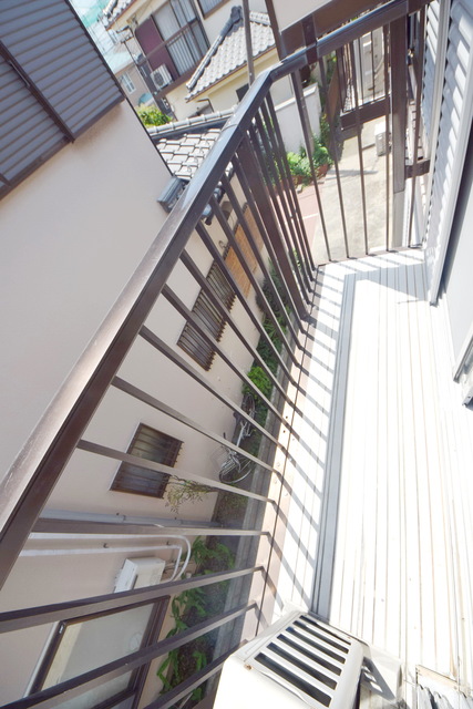 バルコニー　～今日は朝からお洗濯～