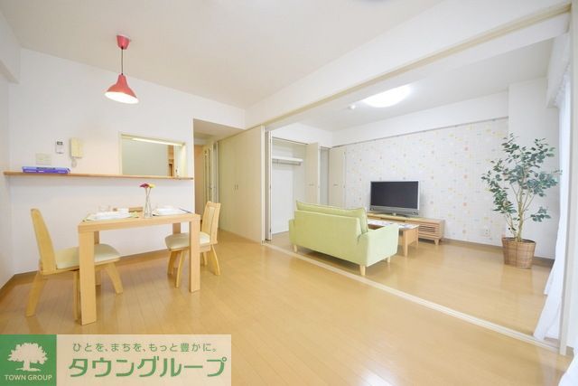 居室・リビング　★モデルルーム参考画像です★