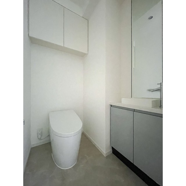 トイレ　※写真は同タイプ住戸です。