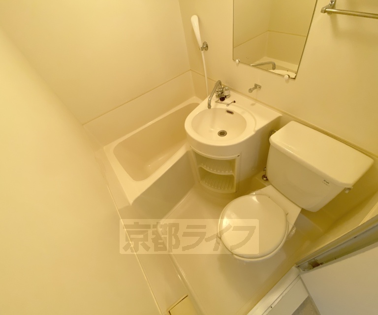 その他共有部分　建物入り口です。