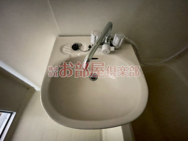 洗面設備　落ち着いたトイレです