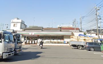 コンビニ　セブンイレブン 川崎登戸西店（コンビニ）まで608m