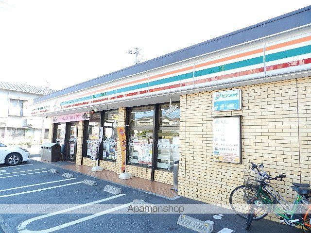 コンビニ　セブンイレブン戸畑境川店（コンビニ）まで233m