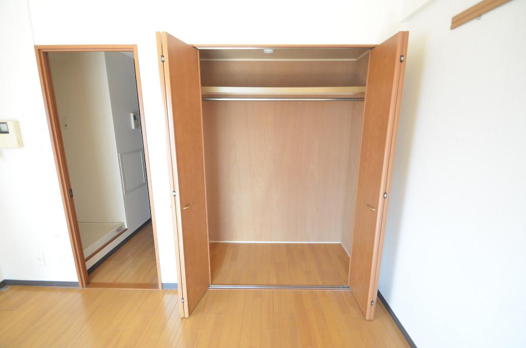 収納　クローゼット