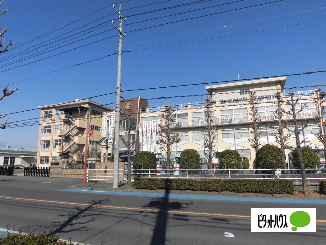 高校・高専　私立足利大学附属高校（高校・高専）まで249m