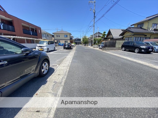 その他　前面道路（その他）まで0m