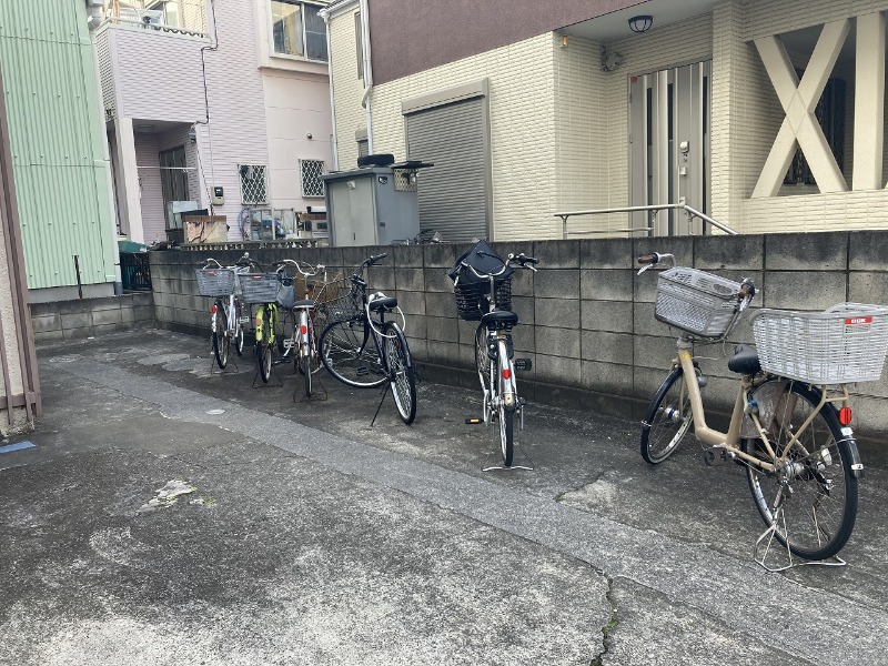 駐車場　駐輪場