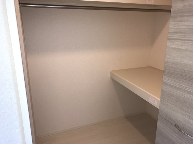 収納　ウォークインクローゼット