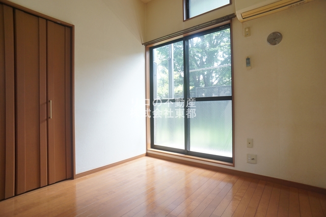 居室・リビング　南向きの明るいお部屋です！
