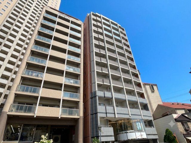 建物外観　宝塚大劇場が見えます
