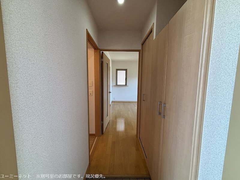 オアシスコートの玄関写真