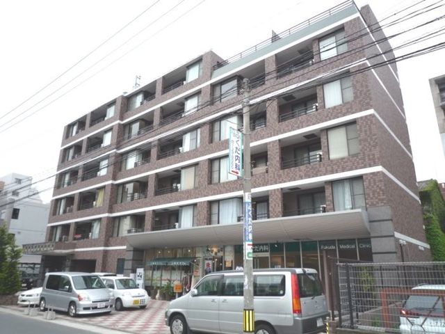建物外観　外観（中央体育館目の前です。）