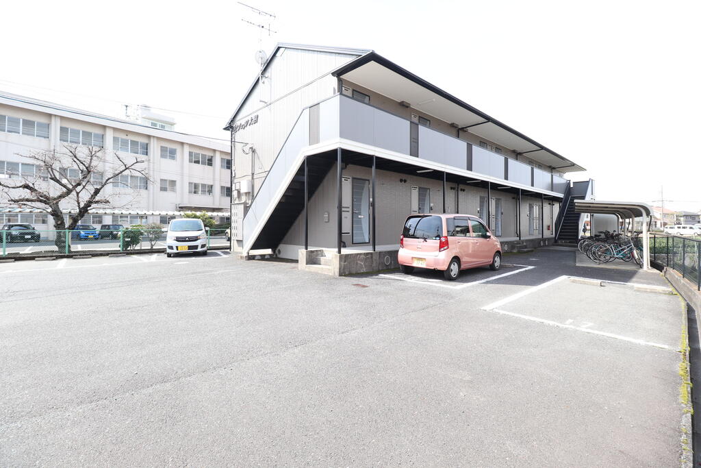 建物外観　八王寺の1Kアパート♪