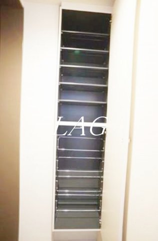 その他設備　シューズボックスです。