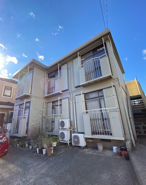 建物外観　★物件現地や最寄駅等でのお待ち合わせでご案内が可能です★