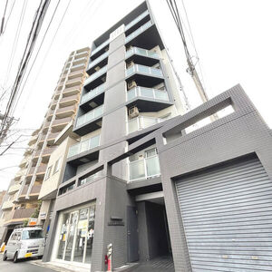 WEST COURT川崎大師