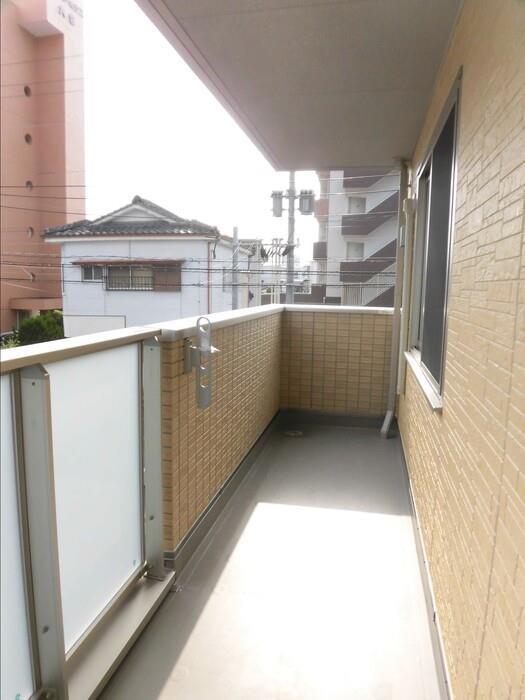 コンフィアンサA棟の内装写真