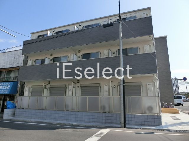建物外観　オートロック付きのアパートです。