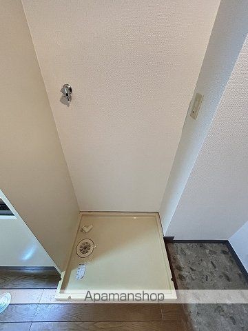 ＪＲ山陽本線 横川駅 徒歩10分 8階建 築32年の内装写真