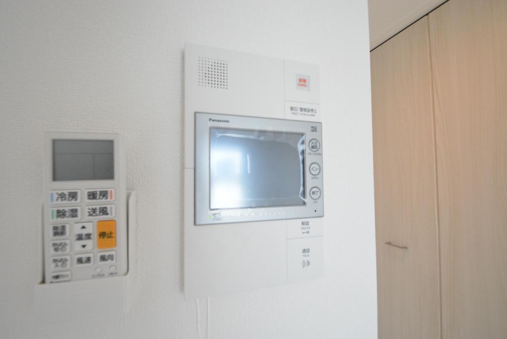 セキュリティ　カメラ付インターホン
