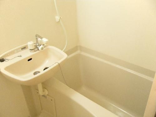 レオパレスボヌール久喜の風呂写真
