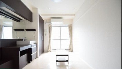 居室・リビング　※別部屋の参考写真です。
