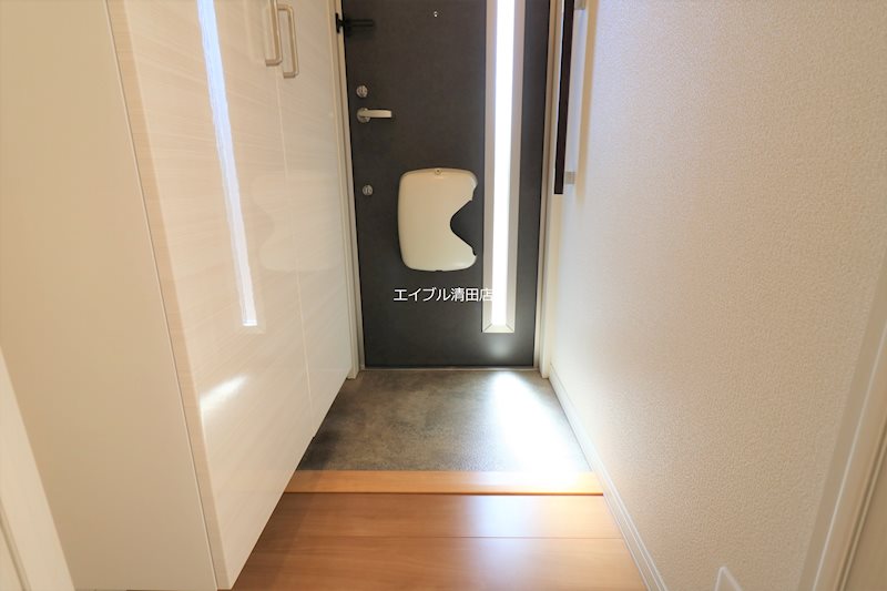 Pommeleの玄関写真