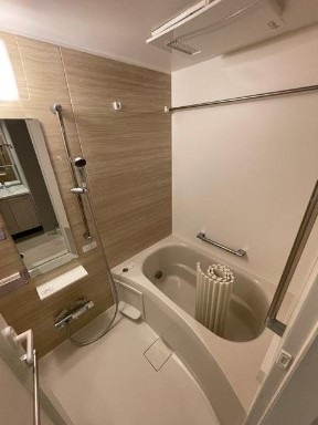 バス・シャワールーム　別タイプ部屋　参考写真です