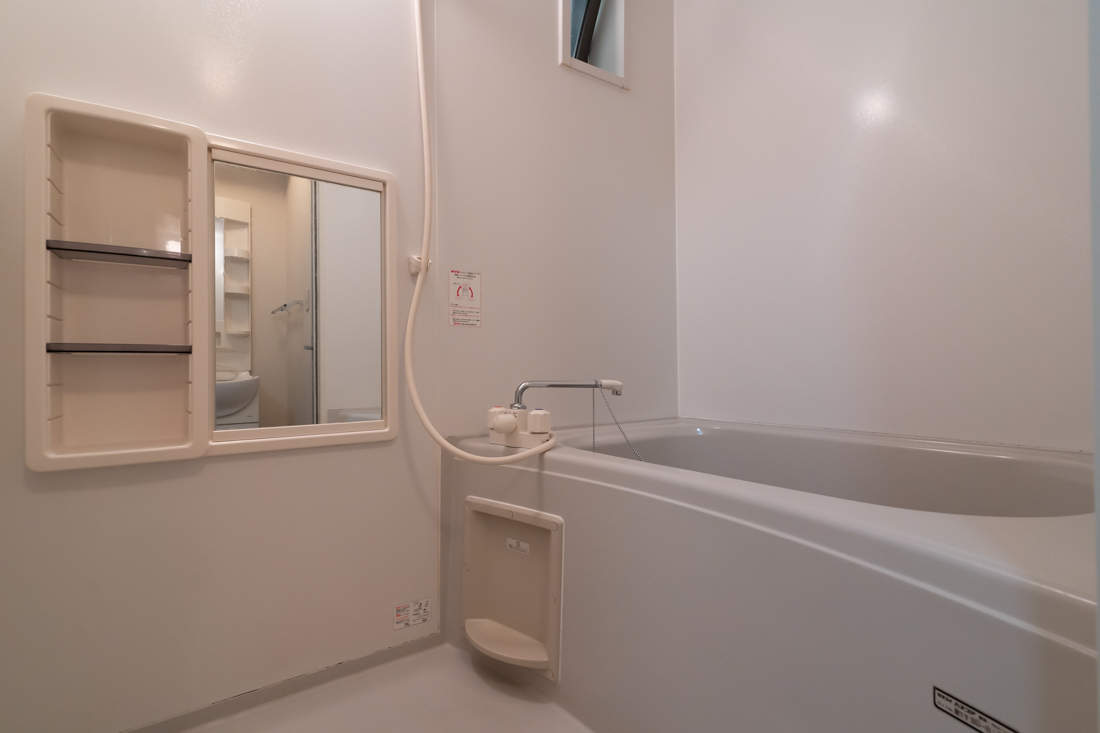 バス・シャワールーム　バスルーム