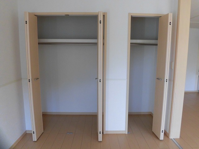 収納　南側洋室のクローゼット