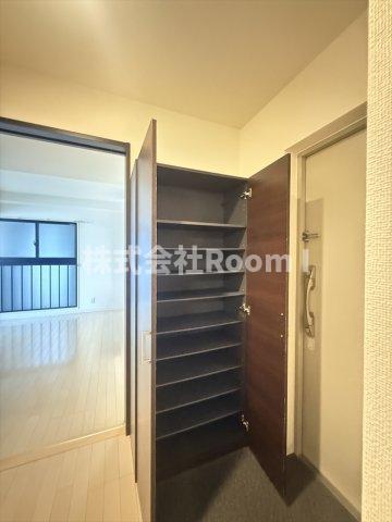 玄関　落ち着いた玄関です