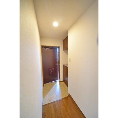 玄関　別部屋参考写真です