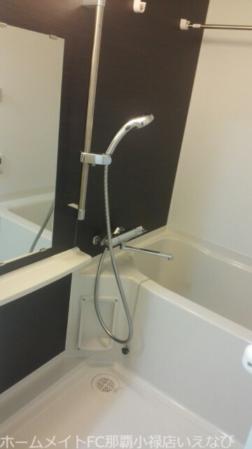 バス・シャワールーム　※別部屋・イメージ画像となります。