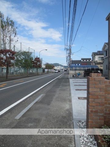 その他　全面道路（その他）まで1m