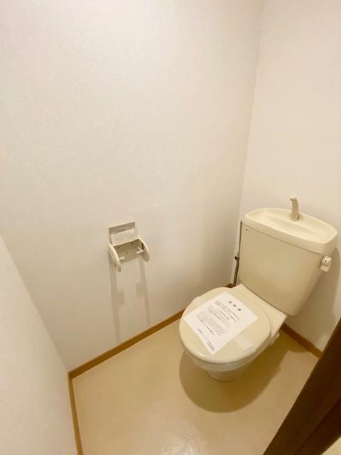 【コスモＡのトイレ】