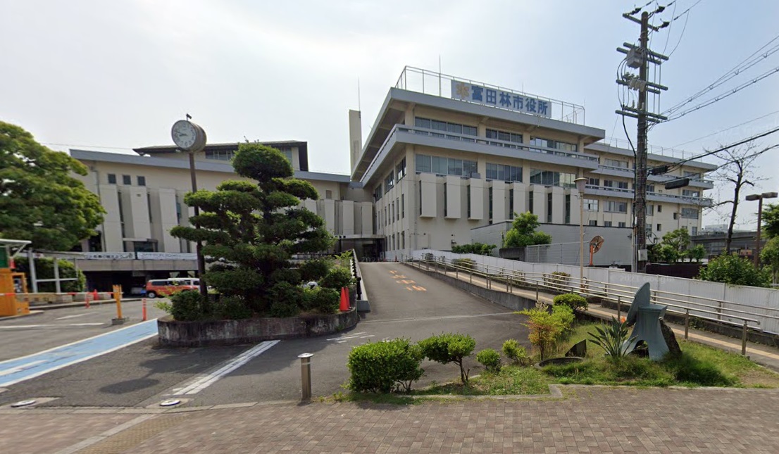 役所　富田林市役所（役所）まで161m