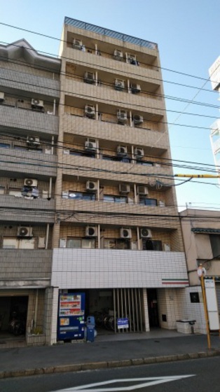 【広島市南区宇品海岸のマンションの建物外観】