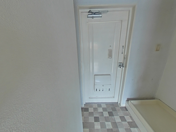 玄関　※別部屋の写真です