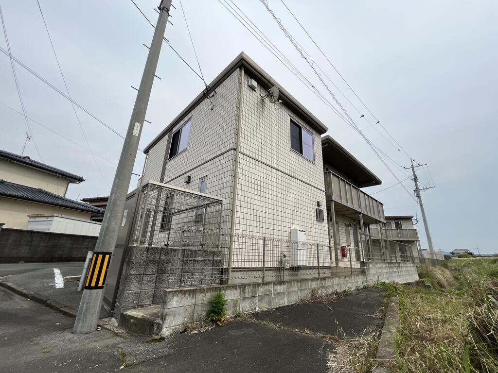 三井郡大刀洗町大字栄田のアパートの建物外観