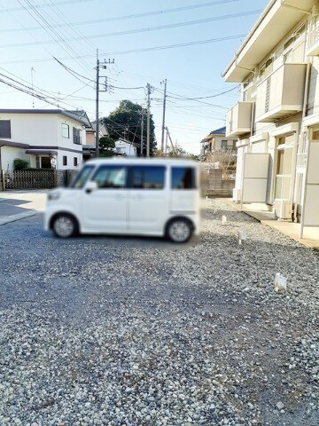 【エルディム愛福 Aの駐車場】