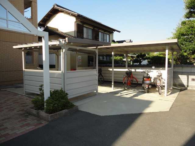 その他共有部分　外観写真（昼）