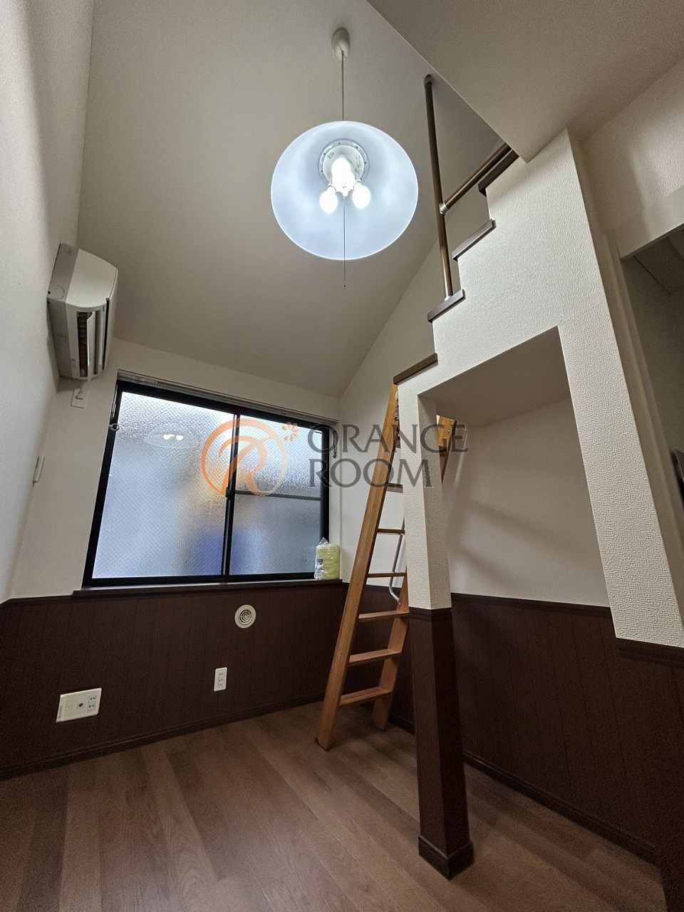 居室・リビング　テソロ