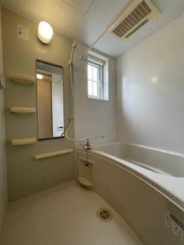 バス・シャワールーム　103の写真（間取反転タイプ：イメージ）