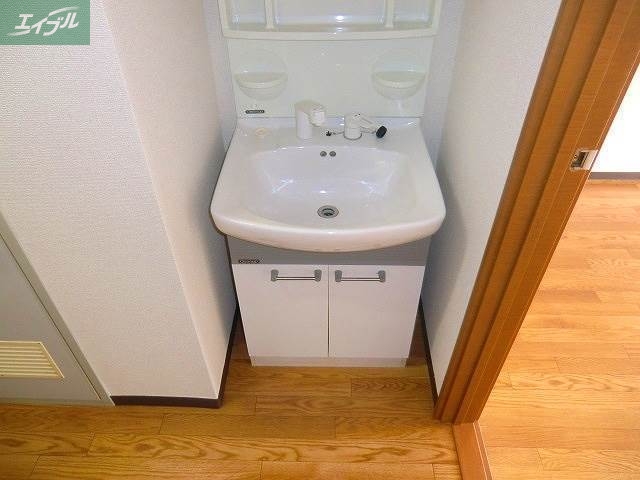 洗面設備　洗髪洗面化粧台