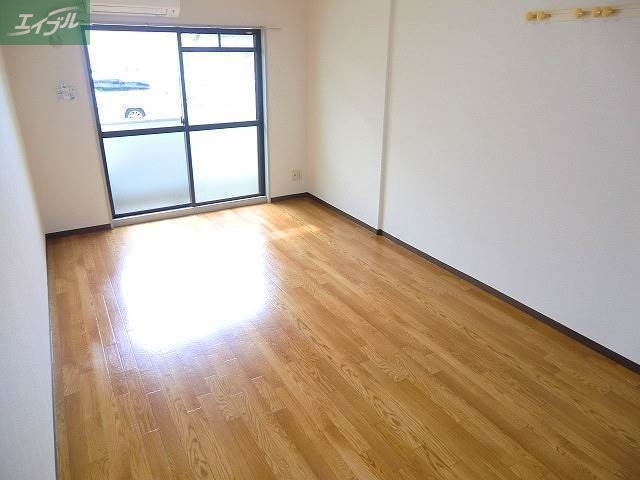 居室・リビング　陽当たり良好