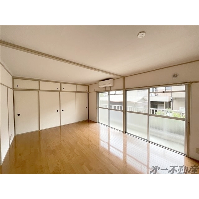 建物外観　洋室