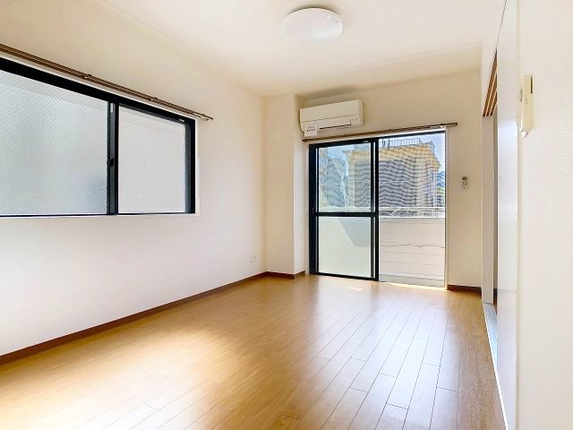 居室・リビング　2025年8月撮影